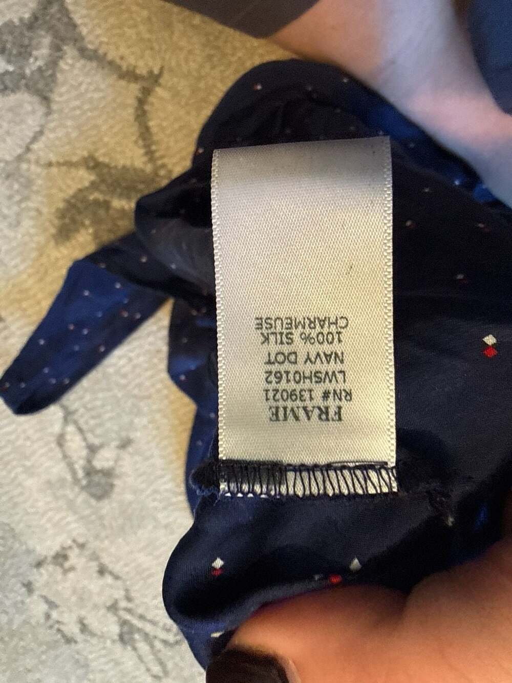 FRAME 100% Silk Charmeuse Navy Blue Polka Dot Sleeveless Tank Top - Picture 2 of 5